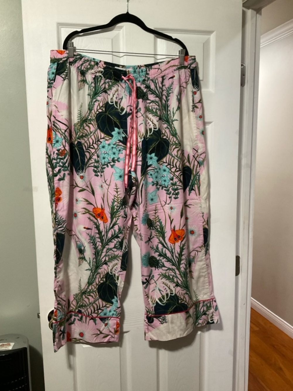Anthropologie Pink Floral Botanical Lounge Pants
